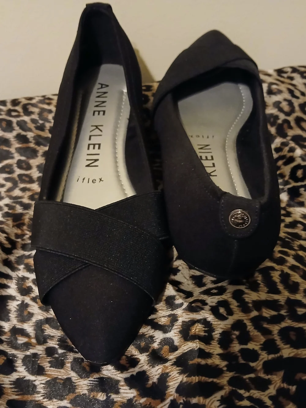 Anne Klein Black Pointed Toe Flats